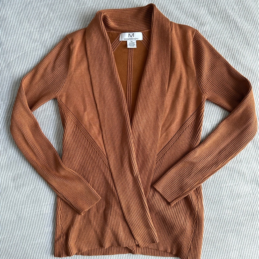 Magaschoni xs long sleeve sweater
